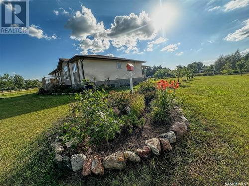 1 Park Boulevard, Melville, SK - Outdoor