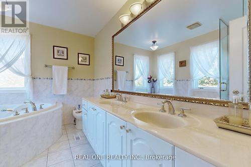 56 Sadot Court, Vaughan, ON - Indoor Photo Showing Bathroom