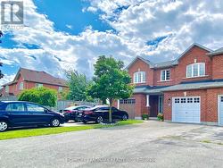 6094 WINDFLEET CRESCENT  Mississauga (East Credit), ON L5V 2Z6