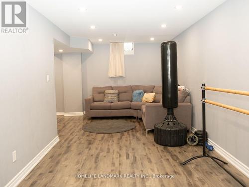 6094 Windfleet Crescent, Mississauga (East Credit), ON - Indoor