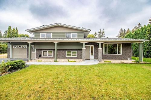 3 Playgreen Place, Arborg, MB - Outdoor With Deck Patio Veranda With Facade