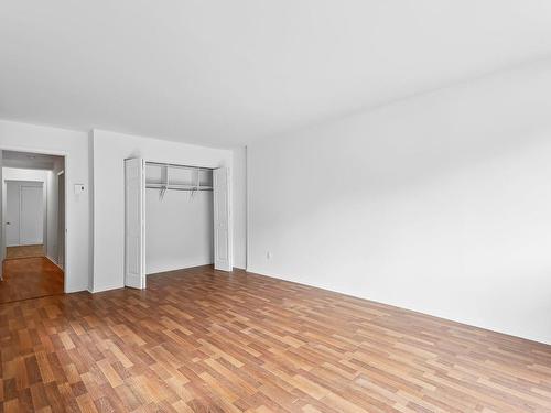 Master bedroom - 206-31 Rue Sherbrooke E., Montréal (Le Plateau-Mont-Royal), QC - Indoor Photo Showing Other Room