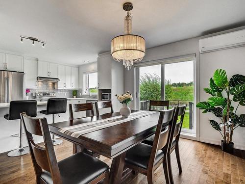 Salle Ã  manger - 770 Rue Du Moissonneur, La Prairie, QC - Indoor Photo Showing Dining Room