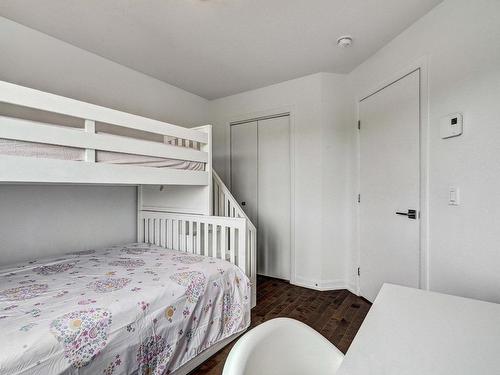 Chambre Ã Â coucher - 770 Rue Du Moissonneur, La Prairie, QC - Indoor Photo Showing Bedroom