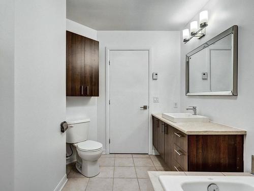 Salle de bains - 770 Rue Du Moissonneur, La Prairie, QC - Indoor Photo Showing Bathroom