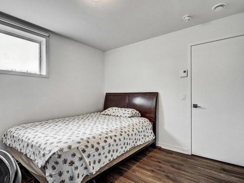 Chambre Ã Â coucher - 770 Rue Du Moissonneur, La Prairie, QC - Indoor Photo Showing Bedroom