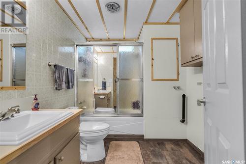 1507 Kakwa Lane, Turtle Lake, SK - Indoor Photo Showing Bathroom