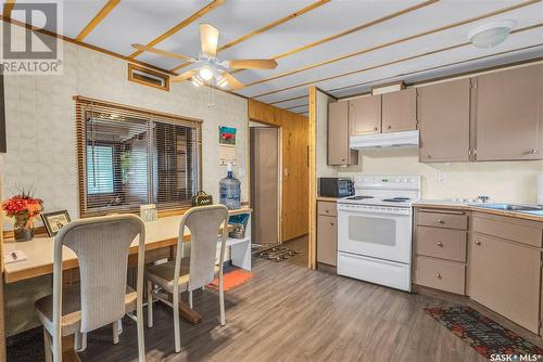 1507 Kakwa Lane, Turtle Lake, SK - Indoor Photo Showing Kitchen