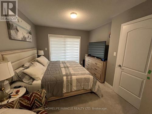 1130 Lockie Drive, Oshawa (Kedron), ON - Indoor Photo Showing Bedroom