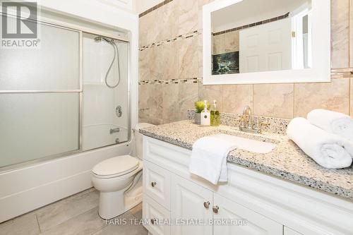 46 Kell Place, Barrie (Bayshore), ON - Indoor Photo Showing Bathroom