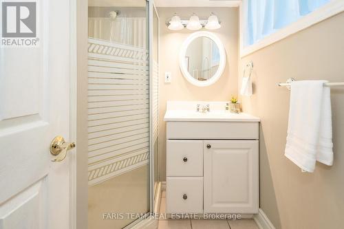 46 Kell Place, Barrie (Bayshore), ON - Indoor Photo Showing Bathroom