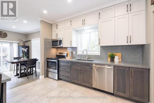 46 Kell Place, Barrie (Bayshore), ON - Indoor Photo Showing Kitchen