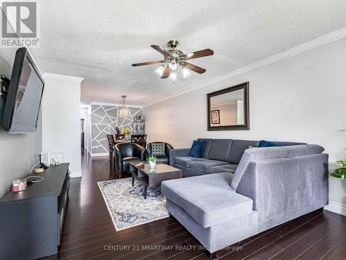 7182 Harwick Drive, Mississauga (Malton), ON - Indoor Photo Showing Living Room