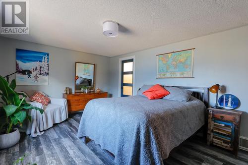 810 Silver Cove Drive, Silverton, BC - Indoor Photo Showing Bedroom