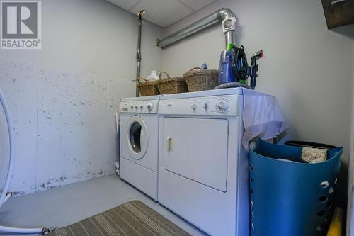 810 Silver Cove Drive, Silverton, BC - Indoor Photo Showing Laundry Room