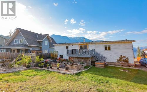 810 Silver Cove Drive, Silverton, BC - Outdoor With Deck Patio Veranda