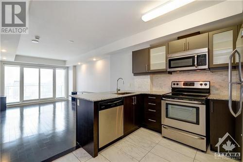 195 Besserer Street Unit#2304, Ottawa, ON - Indoor Photo Showing Kitchen