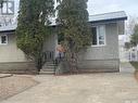 107 Griffin Street, Maple Creek, SK  - Outdoor 