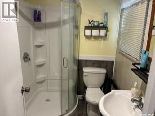 510 Osborne Lane, Regina Beach, SK - Indoor Photo Showing Bathroom