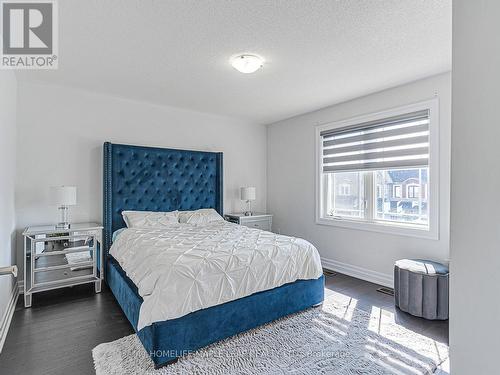 312 Chelsea Crescent, Bradford West Gwillimbury, ON - Indoor Photo Showing Bedroom