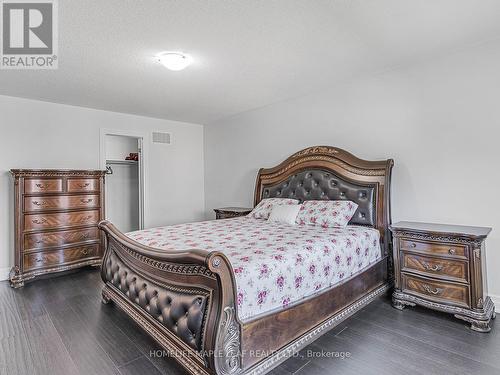 312 Chelsea Crescent, Bradford West Gwillimbury, ON - Indoor Photo Showing Bedroom