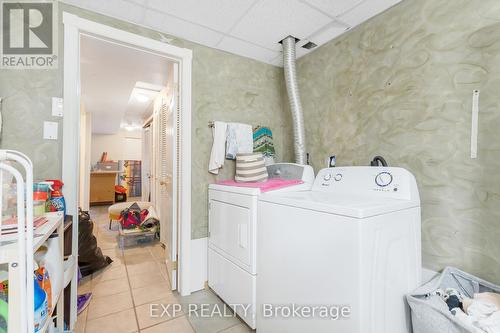 139 Whitney Avenue, Hamilton (Ainslie Wood), ON - Indoor Photo Showing Laundry Room