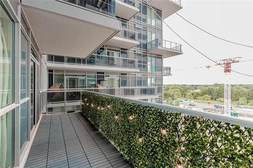 2093 Fairview Street|Unit #709, Burlington, ON - Outdoor With Balcony