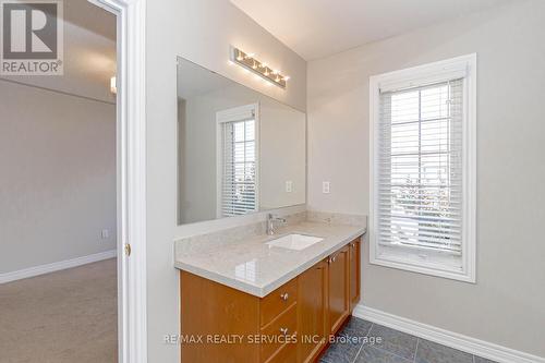 19 Leparc Road, Brampton (Vales Of Castlemore North), ON - Indoor Photo Showing Bathroom