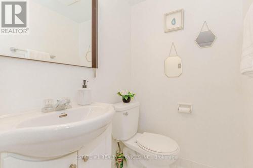 802 - 3590 Kaneff Crescent, Mississauga (Mississauga Valleys), ON - Indoor Photo Showing Bathroom