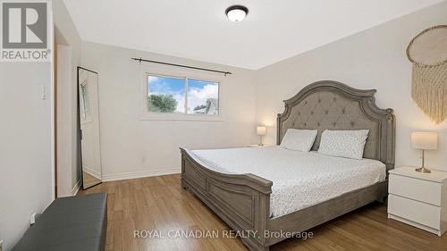 18 Wabash Court, Brampton (Heart Lake West), ON - Indoor Photo Showing Bedroom