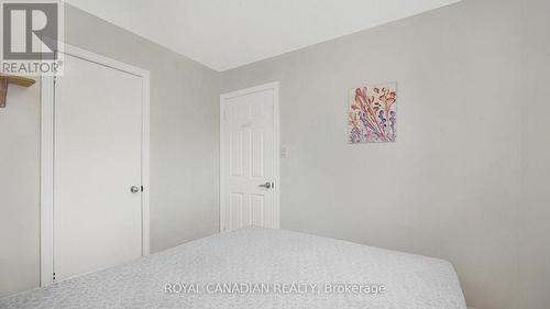 18 Wabash Court, Brampton (Heart Lake West), ON - Indoor Photo Showing Bedroom