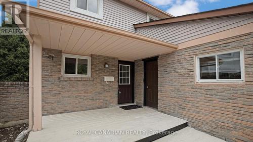 18 Wabash Court, Brampton (Heart Lake West), ON - Outdoor With Exterior