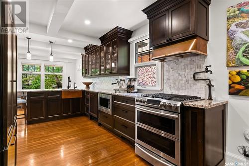 115 Leopold Crescent, Regina, SK - Indoor Photo Showing Kitchen With Upgraded Kitchen