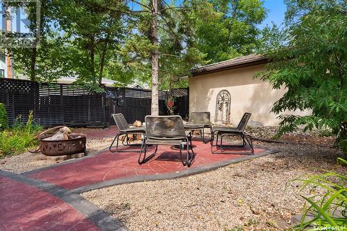 115 Leopold Crescent, Regina, SK - Outdoor