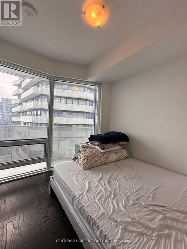 6501 - 88 Harbour Street, Toronto, ON - Indoor Photo Showing Bedroom