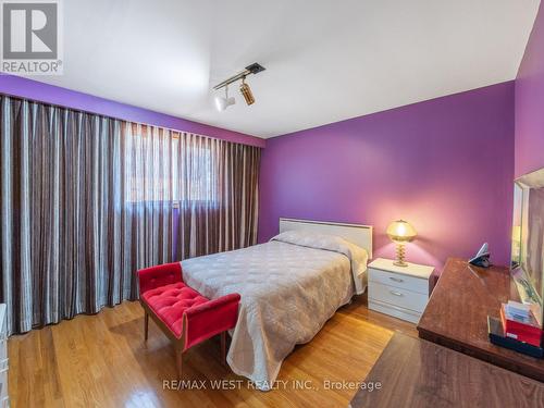 96 Wigwoss Drive S, Vaughan (East Woodbridge), ON - Indoor Photo Showing Bedroom