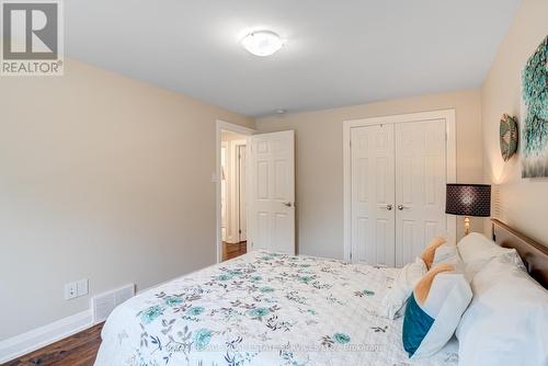 625 Braemore Road, Burlington (Roseland), ON - Indoor Photo Showing Bedroom