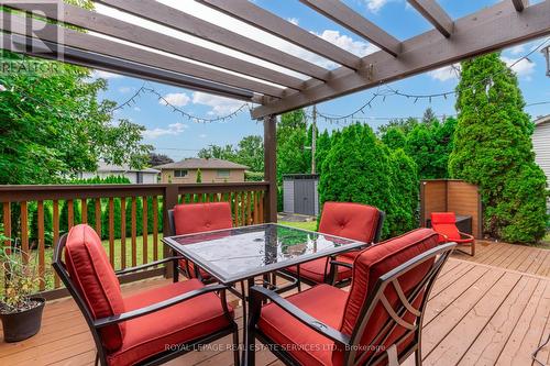 625 Braemore Road, Burlington (Roseland), ON - Outdoor With Deck Patio Veranda With Exterior