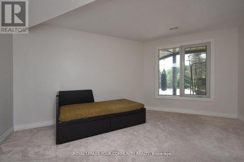 4997 Davis Drive, Whitchurch-Stouffville, ON - Indoor Photo Showing Bedroom