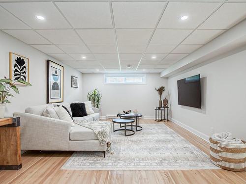 Family room - 1995 Rue Des Sorbiers, Saint-Bruno-De-Montarville, QC - Indoor Photo Showing Basement