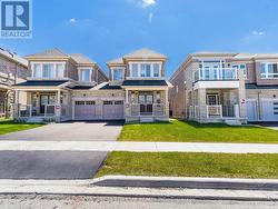 8 SILVER MEADOW GARDENS  Hamilton (Waterdown), ON L8B 1Z4