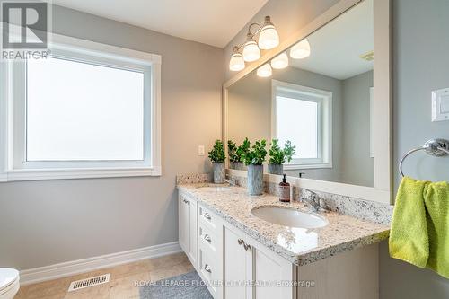 24 Upper Ridge Crescent, Brampton (Brampton East), ON - Indoor Photo Showing Bathroom