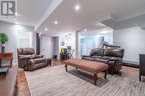 24 Upper Ridge Crescent, Brampton (Brampton East), ON - Indoor Photo Showing Living Room