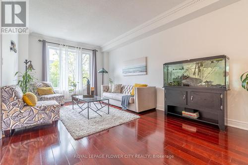 24 Upper Ridge Crescent, Brampton (Brampton East), ON - Indoor Photo Showing Living Room