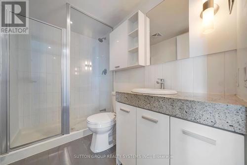 222 - 19 Singer Court, Toronto (Bayview Village), ON - Indoor Photo Showing Bathroom