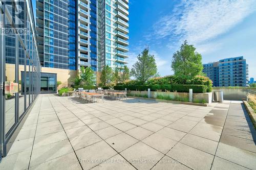 222 - 19 Singer Court, Toronto (Bayview Village), ON - Outdoor With Facade