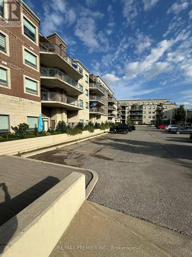 313 - 86 Woodbridge Avenue S, Vaughan, ON - Outdoor With Balcony