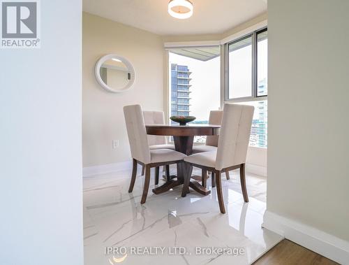 1201 - 1271 Walden Circle, Mississauga (Clarkson), ON - Indoor Photo Showing Dining Room