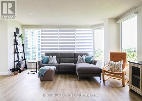 1201 - 1271 Walden Circle, Mississauga (Clarkson), ON - Indoor Photo Showing Living Room