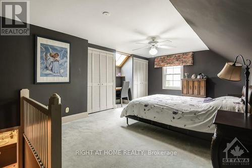 541 Montagu Place, Ottawa, ON - Indoor Photo Showing Bedroom